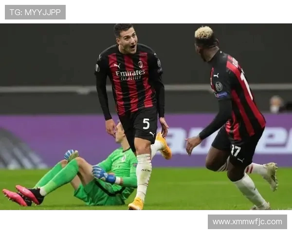 莱奥回忆伊布对球员的严格要求称米兰德比是生死战希望全力以赴